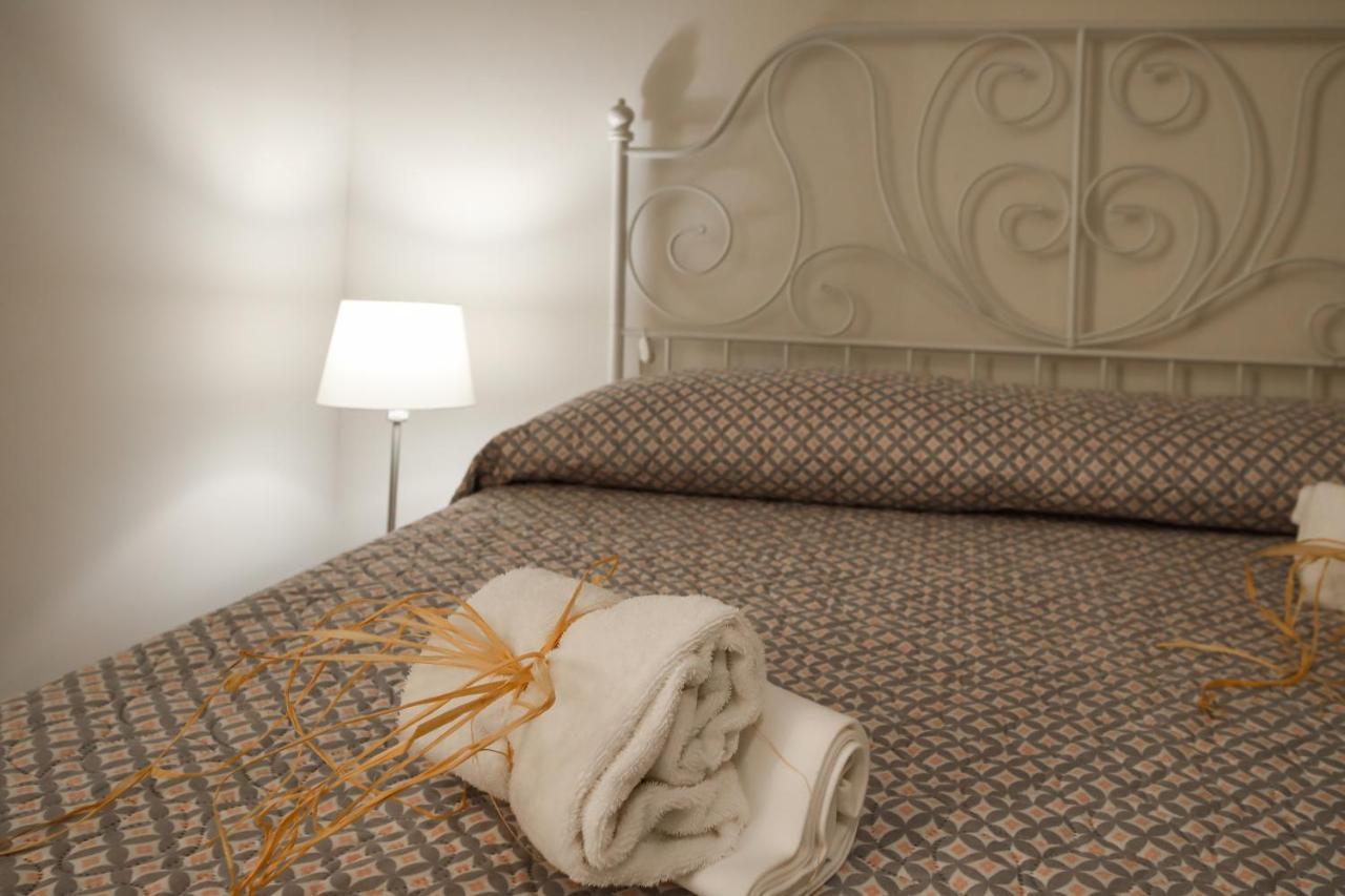 Ingarda Rooms Cavalcaselle Exterior foto
