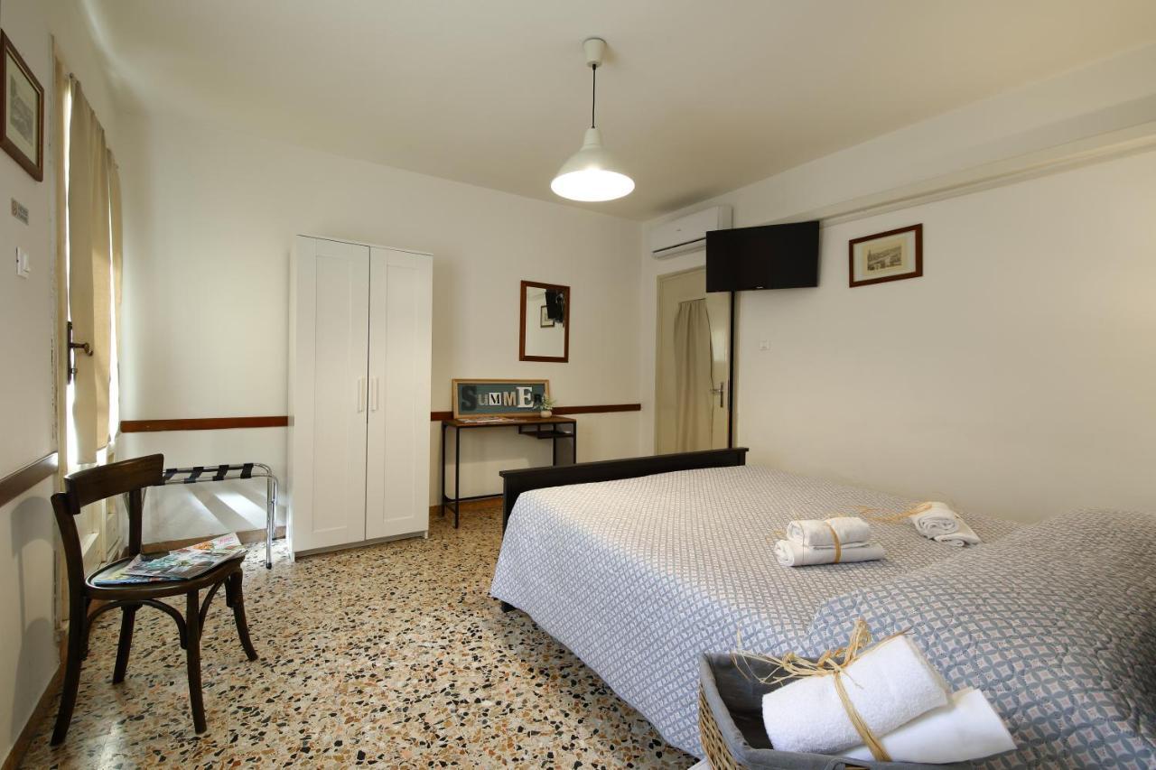 Ingarda Rooms Cavalcaselle Exterior foto